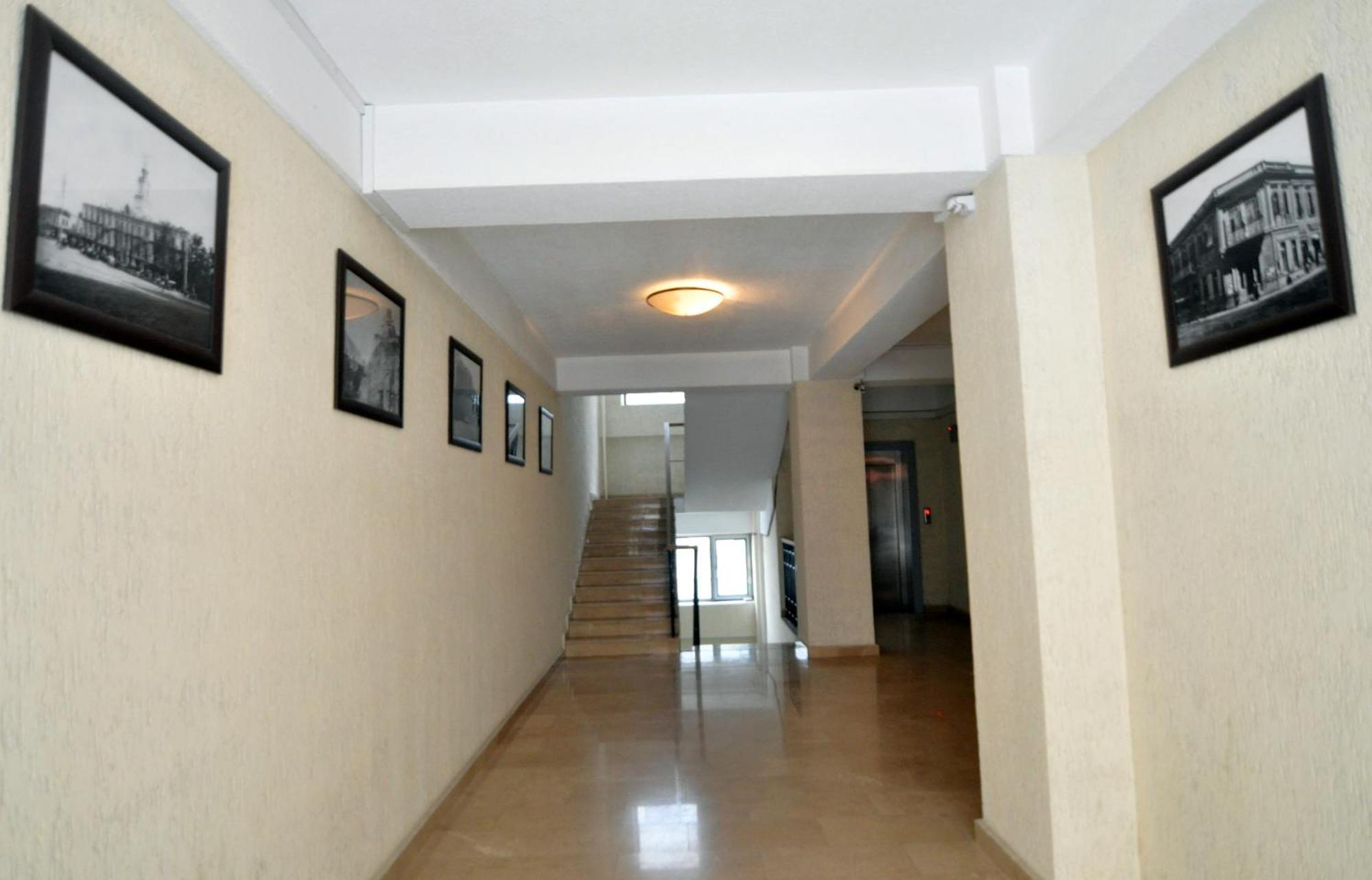 Two Bedroom Apartment In The City Center Tbilisi Ngoại thất bức ảnh